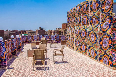 Roof Restaurant, con Abstarct Ramadan Khiamia textura, traditioanl y diseños decorativos y artísticos islámicos folklóricos, tomas tomadas en El Cairo Egipto el 17 Junio 2019
