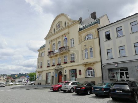 Téléchargez les photos : Humpolec, République tchèque - 11 juillet 2022 : place historique de la vieille ville de Humpolec, région de Vysocina - en image libre de droit