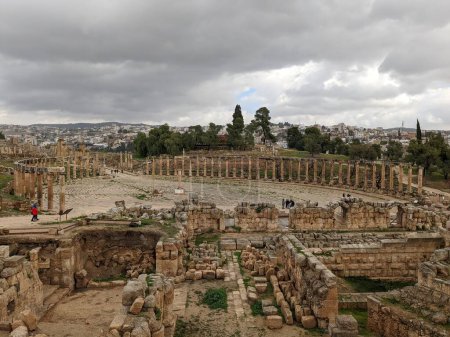 Photo for Jerash,Jordan-February 28 2023:ancient Roman structures in Jerash city,Gerasa, Jordan, hippodrom, amphiteatre,theatres and columns of the ancient Roman civilization made out of sand and marble stone - Royalty Free Image