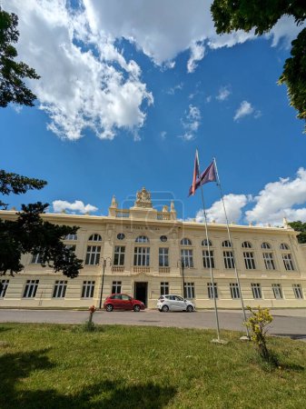 Téléchargez les photos : Bilina, République tchèque-9 juillet 2023 : Bilina centre historique de la ville SPA avec fontaines - en image libre de droit