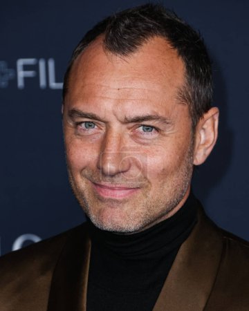 Photo for Jude Law arrives at the 11th Annual LACMA Art + Film Gala 2022 presented by Gucci held at the Los Angeles County Museum of Art on November 5, 2022 in Los Angeles, California, United States. - Royalty Free Image