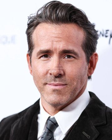 Photo for Canadian-American actor Ryan Reynolds arrives at the 36th Annual American Cinematheque Awards Honoring Ryan Reynolds held at The Beverly Hilton Hotel on November 17, 2022 in Beverly Hills, Los Angeles, California, United States. - Royalty Free Image