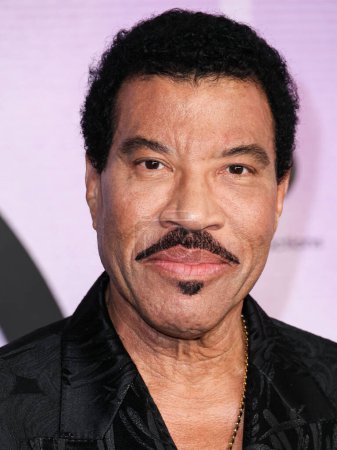 Photo for Lionel Richie arrives at the 2022 American Music Awards (50th Annual American Music Awards) held at Microsoft Theater at L.A. Live on November 20, 2022 in Los Angeles, California, United States. - Royalty Free Image