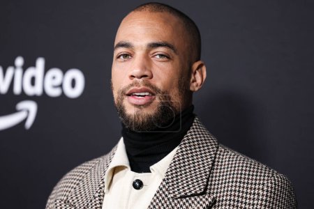 Photo for American actor and activist Kendrick Sampson arrives at the Los Angeles Premiere Of Amazon Prime Video's 'Something From Tiffany's' held at AMC Century City 15 at Westfield Century City on November 29, 2022 in Century City, Los Angeles, California - Royalty Free Image