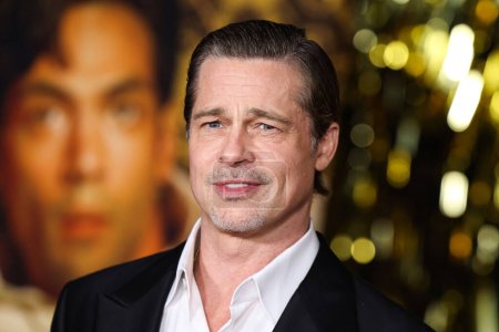 Photo for American actor Brad Pitt wearing Tom Ford arrives at the Global Premiere Screening Of Paramount Pictures 'Babylon' held at the Academy Museum of Motion Pictures on December 15, 2022 in Los Angeles, California, United States. - Royalty Free Image