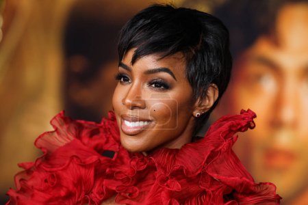 Photo for American singer, actress and television personality Kelly Rowland arrives at the Global Premiere Screening Of Paramount Pictures 'Babylon' held at the Academy Museum of Motion Pictures on December 15, 2022 in Los Angeles, California, United States. - Royalty Free Image
