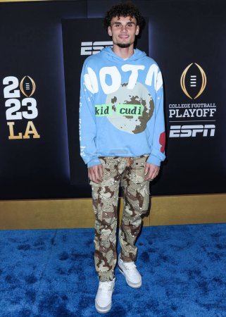 Foto de Adrien Nunez arrives at ESPN And CFP's Allstate Party At The Playoff Event 2023 held at The Majestic Downtown on January 7, 2023 in Los Angeles, California, United States. - Imagen libre de derechos
