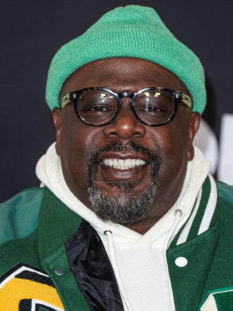 Foto de Cedric The Entertainer arrives at the Los Angeles Premiere Of Netflix's 'You People' held at the Regency Village Theatre on January 17, 2023 in Westwood, Los Angeles, California, United States. - Imagen libre de derechos
