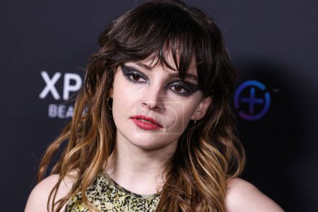 Téléchargez les photos : Scottish singer, musician and songwriter Lauren Mayberry of CHVRCHES arrives at the Universal Music Group 2023 65th GRAMMY Awards After Party held at Milk Studios Los Angeles on February 5, 2023 in Los Angeles, California, United States. - en image libre de droit