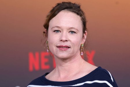 Téléchargez les photos : American actress Thora Birch arrives at the Los Angeles Premiere Of Netflix's 'Outer Banks' Season 3 held at the Regency Village Theatre on February 16, 2023 in Westwood, Los Angeles, California, United States. - en image libre de droit