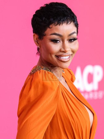 Photo for American model and socialite Blac Chyna arrives at the 54th Annual NAACP Image Awards held at the Pasadena Civic Auditorium on February 25, 2023 in Pasadena, Los Angeles, California, United States. - Royalty Free Image