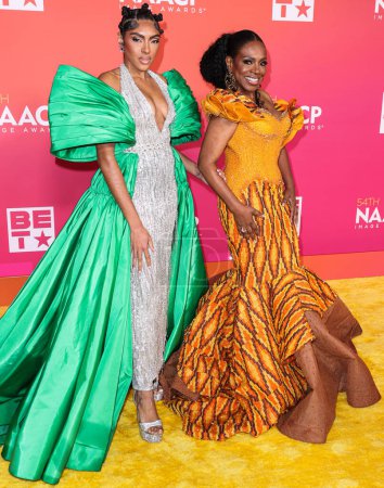 Photo for Ivy-Victoria Maurice and Sheryl Lee Ralph arrive at the 54th Annual NAACP Image Awards held at the Pasadena Civic Auditorium on February 25, 2023 in Pasadena, Los Angeles, California, United States. - Royalty Free Image