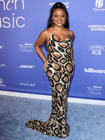 Téléchargez les photos : Quinta Brunson wearing a Sergio Hudson dress arrives at the 2023 Billboard Women In Music held at the YouTube Theater on March 1, 2023 in Inglewood, Los Angeles, California, United States. - en image libre de droit