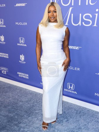 Foto de Victoria Monet arrives at the 2023 Billboard Women In Music held at the YouTube Theater on March 1, 2023 in Inglewood, Los Angeles, California, United States. - Imagen libre de derechos