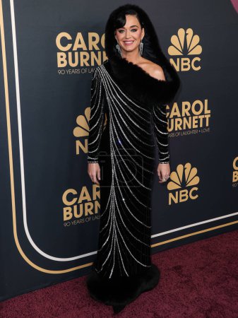 Foto de American singer, songwriter and television personality Katy Perry arrives at NBC's 'Carol Burnett: 90 Years Of Laughter + Love' Birthday Special held at AVALON Hollywood and Bardot on March 2, 2023 in Hollywood, Los Angeles, California, United States - Imagen libre de derechos