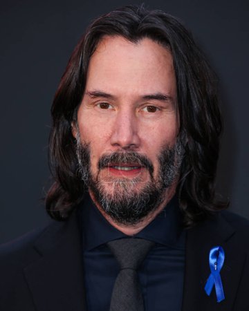 Photo for Canadian actor Keanu Reeves arrives at the Los Angeles Premiere Of Lionsgate's 'John Wick: Chapter 4' held at the TCL Chinese Theatre IMAX on March 20, 2023 in Hollywood, Los Angeles, California, United States. - Royalty Free Image