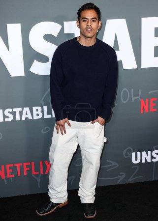 Foto de Julian Works llega al estreno en Los Ángeles de la temporada 1 de 'Inestable' de Netflix celebrada en el Teatro Netflix Tudum el 23 de marzo de 2023 en Hollywood, Los Ángeles, California, Estados Unidos. - Imagen libre de derechos
