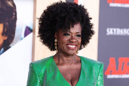 Photo for American actress and producer Viola Davis wearing a Roland Mouret dress and a Judith Leiber bag arrives at the World Premiere Of Amazon Studios' And Skydance Media's 'Air' held at the Regency Village Theatre on March 27, 2023 in Westwood, Los Angeles - Royalty Free Image