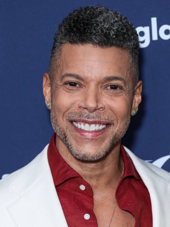 Photo for Wilson Cruz arrives at the 34th Annual GLAAD Media Awards Los Angeles held at The Beverly Hilton Hotel on March 30, 2023 in Beverly Hills, Los Angeles, California, United States. - Royalty Free Image
