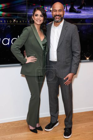 Téléchargez les photos : La chanteuse Cecily Strong et l'acteur et chanteur américain Keegan-Michael Key arrivent à l'Apple TV + 'Schmigadoon !' Saison 2 Emmy FYC (à votre avis) sur Avril 13, 2023 à North Hollywood, Los Angeles - en image libre de droit