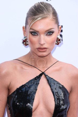 Photo for Elsa Hosk arrives at The Daily Front Row's 7th Annual Fashion Los Angeles Awards held at the Crystal Garden at The Beverly Hills Hotel on April 23, 2023 in Beverly Hills, Los Angeles, California, United States. - Royalty Free Image