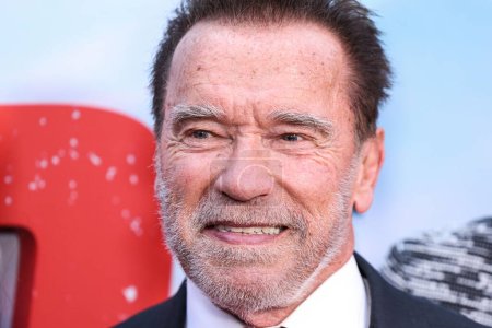 Photo for Austrian and American actor, businessman, filmmaker, retired professional bodybuilder and politician Arnold Schwarzenegger arrives at the Los Angeles Premiere Of Netflix's 'FUBAR' Season 1 held at AMC The Grove 14 on May 22, 2023 in LA, USA. - Royalty Free Image