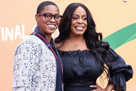 Photo for Jessica Betts and Niecy Nash Betts arrive at the Los Angeles Premiere Screening Event Of Netflix's 'Never Have I Ever' Season 4 - The Final Season held at the Regency Village Theatre on June 1, 2023 in Westwood, Los Angeles, California, United States - Royalty Free Image