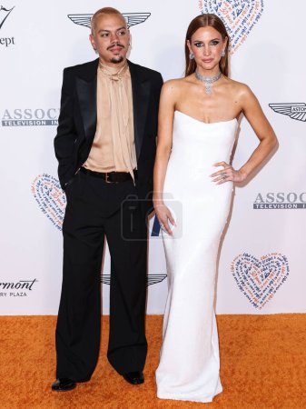Photo for Evan Ross and wife Ashlee Simpson Ross arrive at the 30th Annual Race To Erase MS Gala held at the Fairmont Century Plaza on June 2, 2023 in Century City, Los Angeles, California, United States. - Royalty Free Image