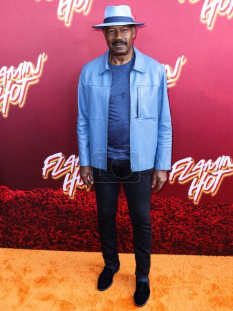 Photo for American actor Dennis Haysbert arrives at the Los Angeles Special Screening Of Searchlight Pictures' 'Flamin' Hot' held at the Hollywood American Legion Post 43 at Hollywood Legion Theater on June 9, 2023 in Hollywood, Los Angeles, California - Royalty Free Image