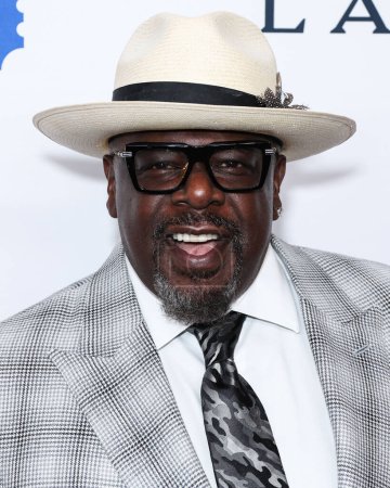 Photo for American stand-up comedian and actor Cedric The Entertainer arrives at the 23rd Annual Harold And Carole Pump Foundation Gala held at The Beverly Hilton Hotel on August 18, 2023 in Beverly Hills, Los Angeles, California, United States. - Royalty Free Image