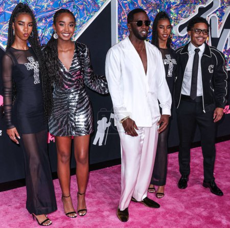 Photo for Jessie James Combs, Chance Combs, Diddy, D'Lila Combs and Justin Dior Combs arrive at the 2023 MTV Video Music Awards held at the Prudential Center on September 12, 2023 in Newark, New Jersey, United States. - Royalty Free Image