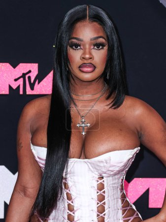 Foto de JT llega a los MTV Video Music Awards 2023 celebrados en el Prudential Center el 12 de septiembre de 2023 en Newark, Nueva Jersey, Estados Unidos. - Imagen libre de derechos