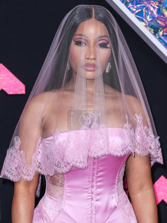 Foto de Nicki Minaj llega a la 2023 MTV Video Music Awards celebrada en el Prudential Center el 12 de septiembre de 2023 en Newark, Nueva Jersey, Estados Unidos. - Imagen libre de derechos