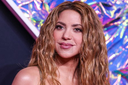 Photo for Shakira wearing Versace with Piferi heels arrives at the 2023 MTV Video Music Awards held at the Prudential Center on September 12, 2023 in Newark, New Jersey, United States. - Royalty Free Image