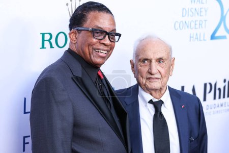 Photo for Herbie Hancock and Canadian-American architect and designer Frank Gehry arrive at The Los Angeles Philharmonic's 20th Anniversary Gala Honoring Frank Gehry held at the Walt Disney Concert Hall on October 5, 2023 in Los Angeles, California, USA. - Royalty Free Image