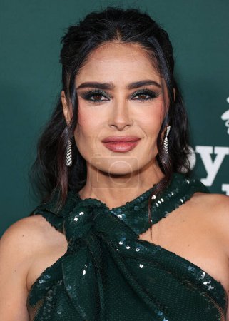 Photo for Salma Hayek Pinault arrives at the 2023 Baby2Baby Gala Presented By Paul Mitchell held at the Pacific Design Center on November 11, 2023 in West Hollywood, Los Angeles, California, United States. - Royalty Free Image
