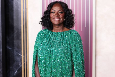 Photo for American actress and producer Viola Davis arrives at the Los Angeles Premiere Of Lions Gate Films' 'The Hunger Games: The Ballad Of Songbirds And Snakes' held at the TCL Chinese Theatre IMAX on November 13, 2023 in Hollywood, LA, CA - Royalty Free Image