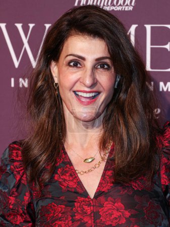 Photo for Canadian actress and screenwriter Nia Vardalos arrives at The Hollywood Reporter's Women In Entertainment Gala 2023 presented by Lifetime held at The Beverly Hills Hotel on December 7, 2023 in Beverly Hills, Los Angeles, California, United States. - Royalty Free Image