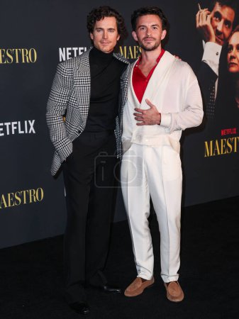 Téléchargez les photos : L'acteur américain Matt Bomer et l'acteur anglais Jonathan Bailey arrivent au 'Maestro' de Netflix au Academy Museum of Motion Pictures le 12 décembre 2023 à Los Angeles, Californie, États-Unis - en image libre de droit