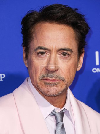 Photo for Robert Downey Jr. arrives at the 35th Annual Palm Springs International Film Festival Film Awards held at the Palm Springs Convention Center on January 4, 2024 in Palm Springs, Riverside County, California, United States. - Royalty Free Image
