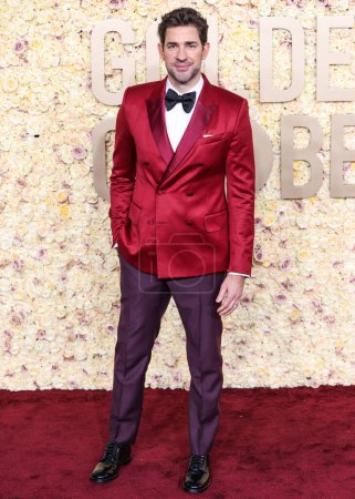 Téléchargez les photos : John Krasinski arrive au 81e Golden Globe Awards annuel qui se tient au Beverly Hilton Hotel le 7 janvier 2024 à Beverly Hills, Los Angeles, Californie, États-Unis. - en image libre de droit