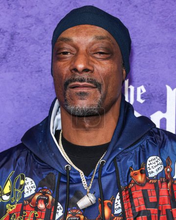 Foto de Snoop Dogg llega al estreno mundial de 'The Underdoggs' de Amazon Prime Video celebrado en The Culver Theater el 23 de enero de 2024 en Culver City, Los Ángeles, California, Estados Unidos. - Imagen libre de derechos