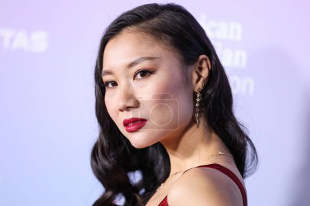 Photo for Shuang Hu arrives at the 21st Annual G'Day USA (American Australian Association) Arts Gala 2024 held at the Skirball Cultural Center on February 1, 2024 in Los Angeles, California, United States. - Royalty Free Image