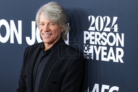 Foto de Jon Bon Jovi llega al MusiCares Persona del Año 2024 en honor a Jon Bon Jovi celebrado en el Centro de Convenciones de Los Ángeles el 2 de febrero de 2024 en Los Ángeles, California, Estados Unidos. - Imagen libre de derechos