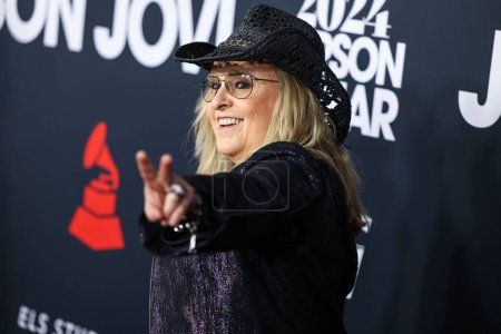 Photo for Melissa Etheridge arrives at the 2024 MusiCares Person of the Year Honoring Jon Bon Jovi held at the Los Angeles Convention Center on February 2, 2024 in Los Angeles, California, United States. - Royalty Free Image