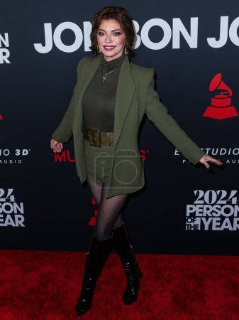 Photo for Shania Twain arrives at the 2024 MusiCares Person of the Year Honoring Jon Bon Jovi held at the Los Angeles Convention Center on February 2, 2024 in Los Angeles, California, United States. - Royalty Free Image