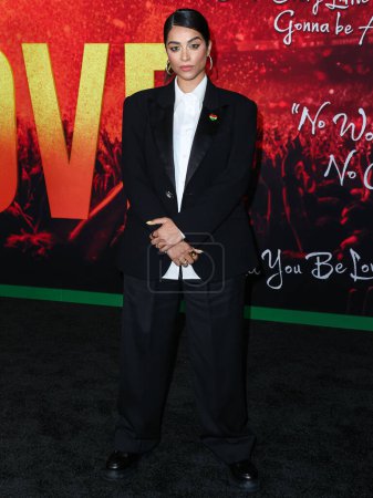 Téléchargez les photos : Lilly Singh arrive à la première de Paramount Pictures 'Bob Marley : One Love' au Regency Village Theatre le 6 février 2024 à Westwood, Los Angeles, Californie, États-Unis. - en image libre de droit