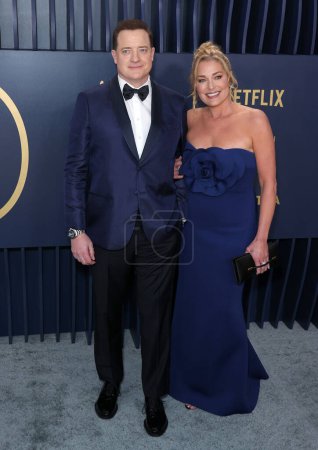 Téléchargez les photos : Brendan Fraser et Jeanne Moore arrivent à la 30e cérémonie annuelle des Screen Actors Guild Awards au Shrine Auditorium and Expo Hall le 24 février 2024 à Los Angeles, Californie, États-Unis. - en image libre de droit