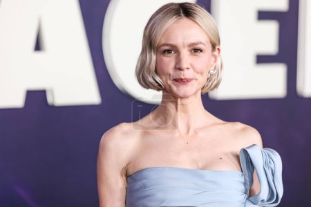 Photo for Carey Mulligan wearing a Valentino dress and Bulgari jewelry arrives at the Los Angeles Special Screening Of Netflix's 'Spaceman' held at The Egyptian Theatre Hollywood on February 26, 2024 in Hollywood, Los Angeles, California, United States. - Royalty Free Image