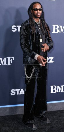 Foto de 2 Chainz llega al Los Angeles Premiere Of STARZ '' 'BMF' (Black Mafia Family) Temporada 3 celebrada en el Hollywood Athletic Club el 29 de febrero de 2024 en Hollywood, Los Ángeles, California, Estados Unidos. - Imagen libre de derechos
